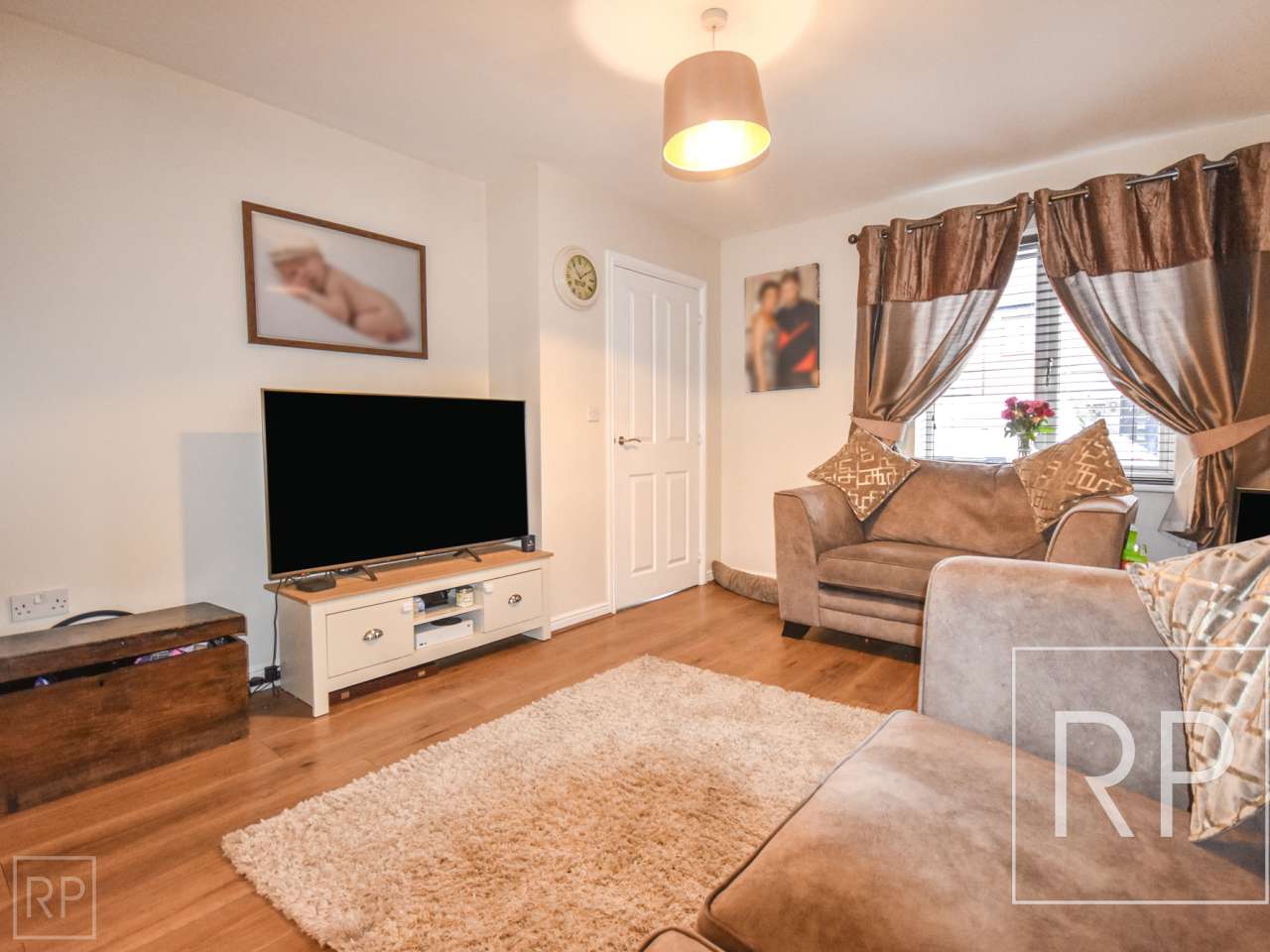 10 Europa Gardens, Wolverhampton WV10 6BY