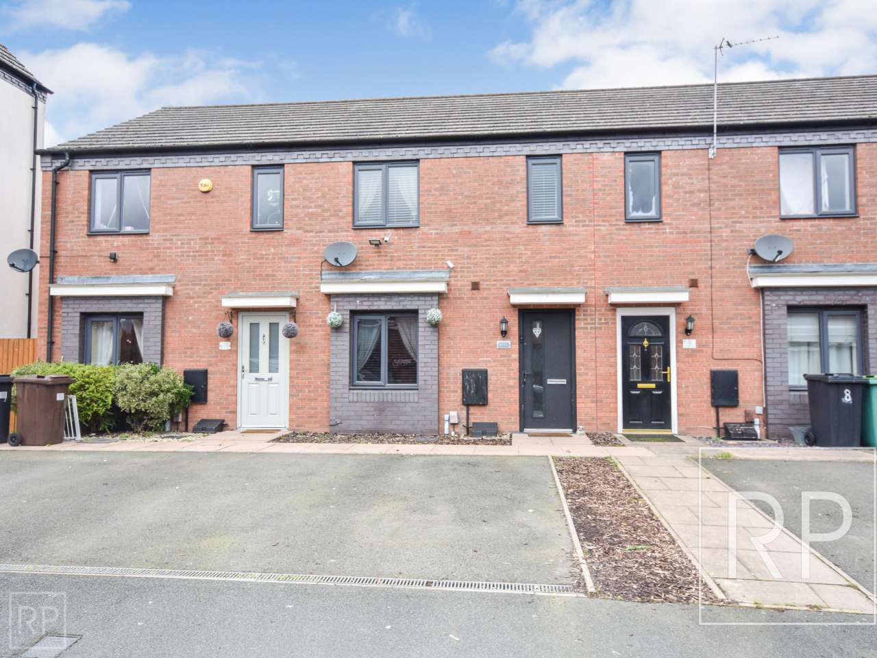 10 Europa Gardens, Wolverhampton WV10 6BY