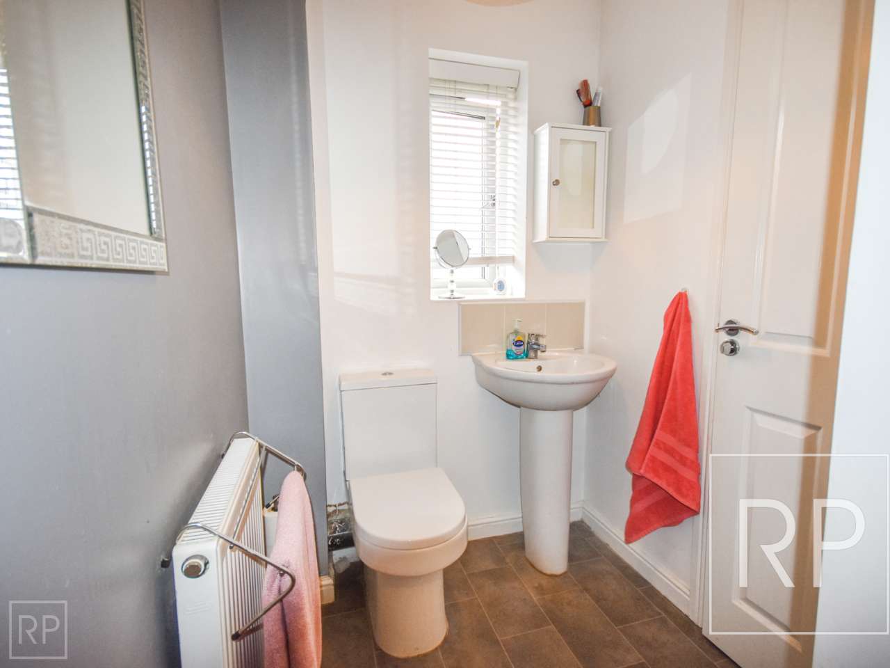 10 Europa Gardens, Wolverhampton WV10 6BY