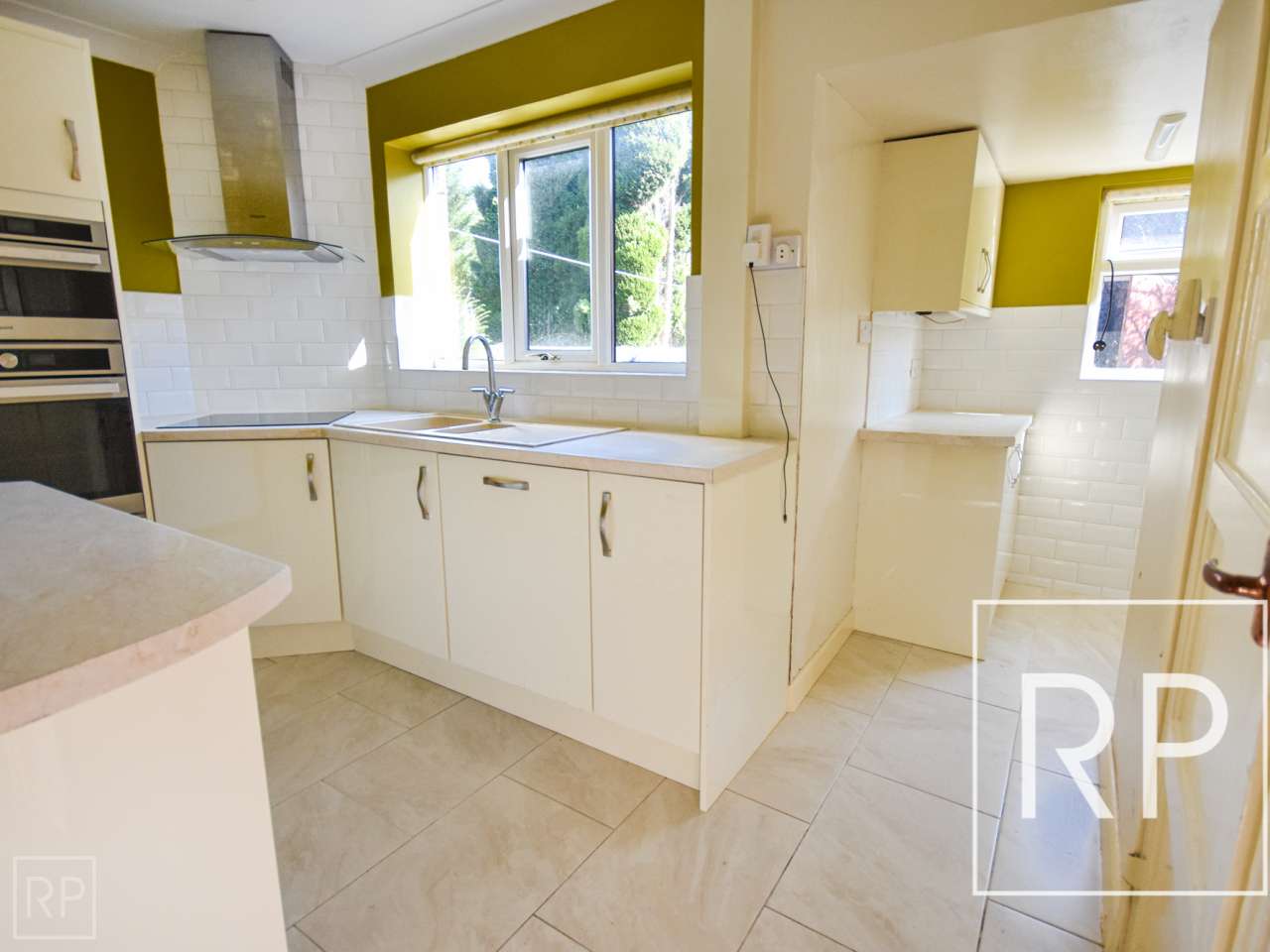 2 Aldersley Road, Wolverhampton WV6 9LT