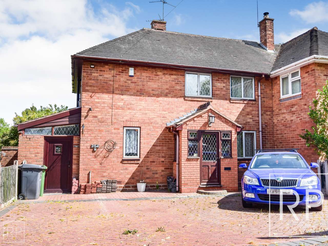 254&nbsp;Castlecroft&nbsp;Road, Wolverhampton, WV3&nbsp;8ND