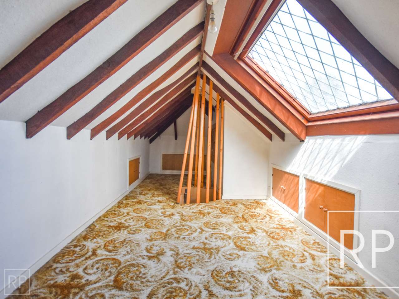 254 Castlecroft Road, Wolverhampton WV3 8ND