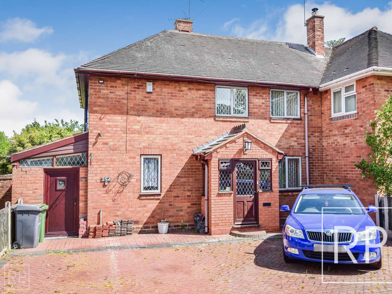 254 Castlecroft Road, Wolverhampton WV3 8ND