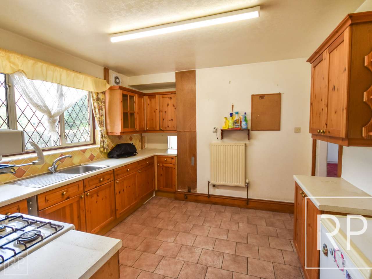 254 Castlecroft Road, Wolverhampton WV3 8ND