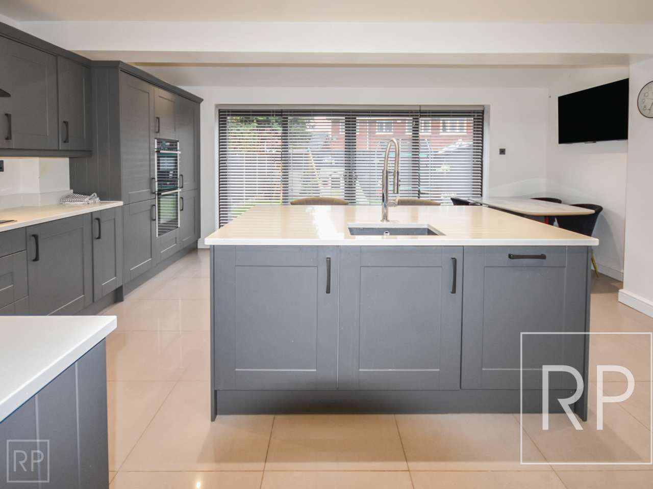 32 Blackbrook Way, Wolverhampton WV10 8TB