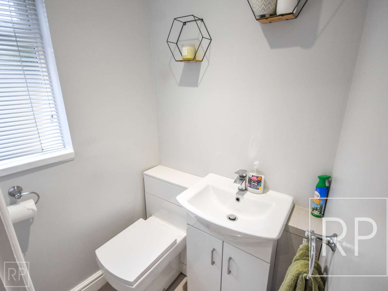 32 Blackbrook Way, Wolverhampton WV10 8TB