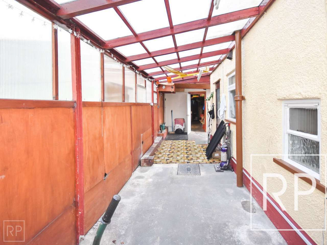 36 Winchester Road, Wolverhampton WV10 6EJ