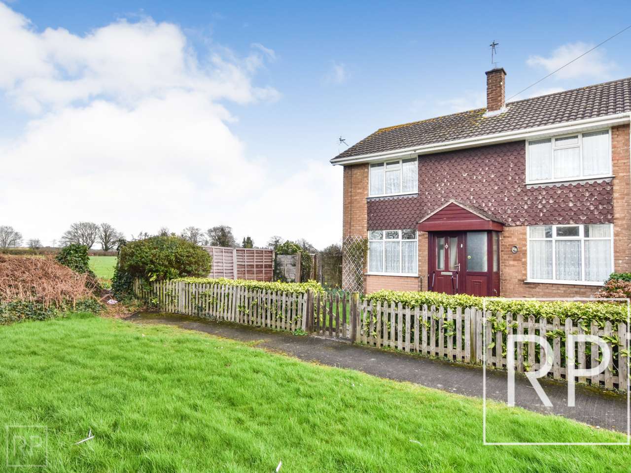 49&nbsp;East&nbsp;Road, Wolverhampton, WV10&nbsp;7NP