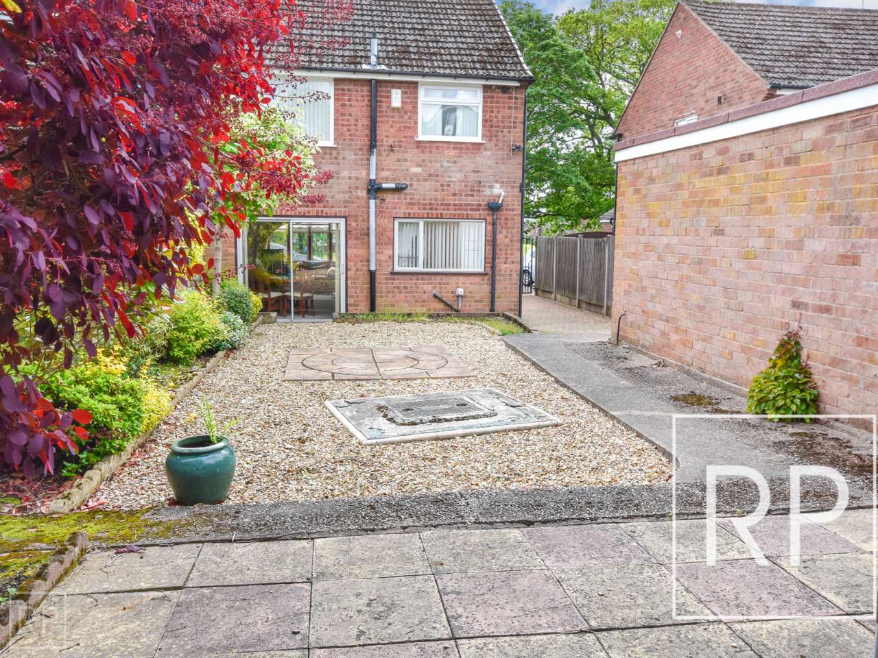 49 Keats Close, The Straits, Dudley DY3 3EA