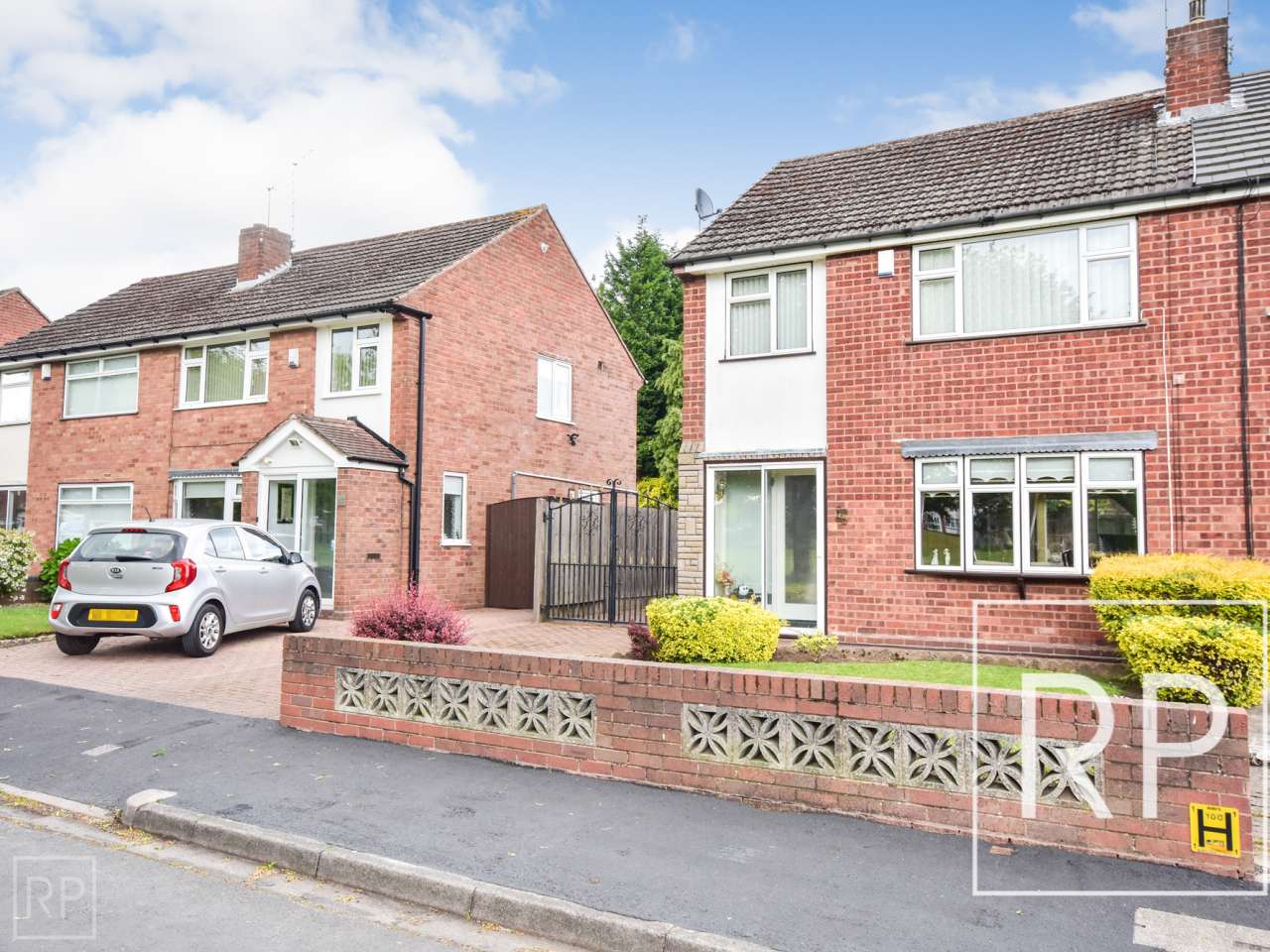49 Keats Close, The Straits, Dudley DY3 3EA