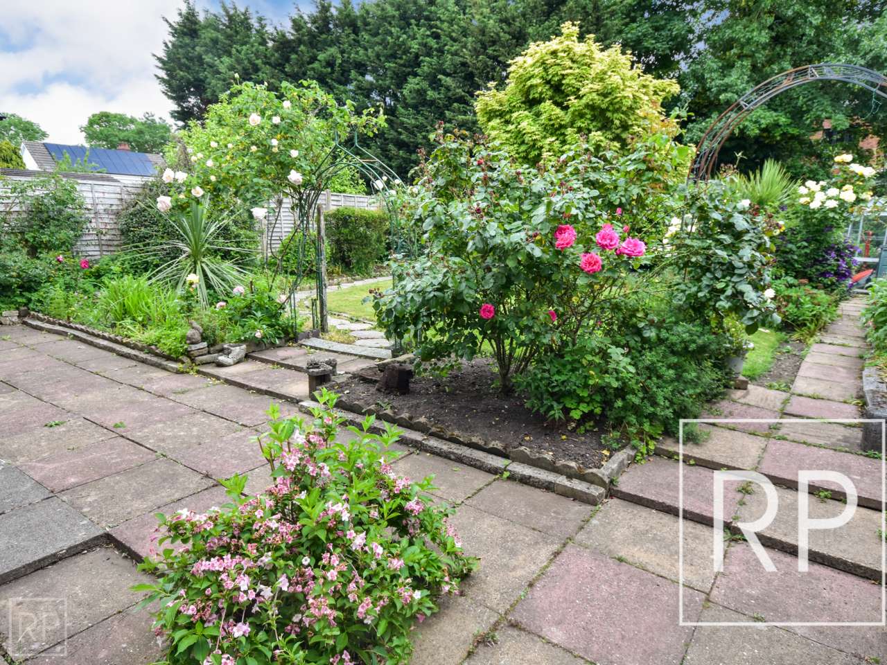 5 Elm Avenue, Bilston WV14 6AS