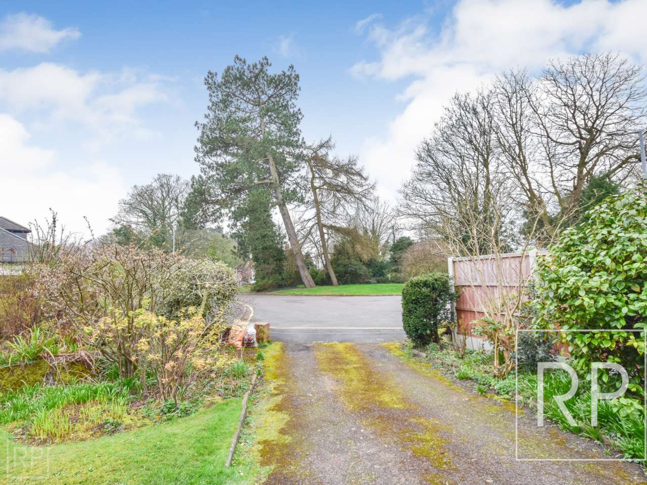 5 Finchfield Hill, Wolverhampton WV3 9DQ