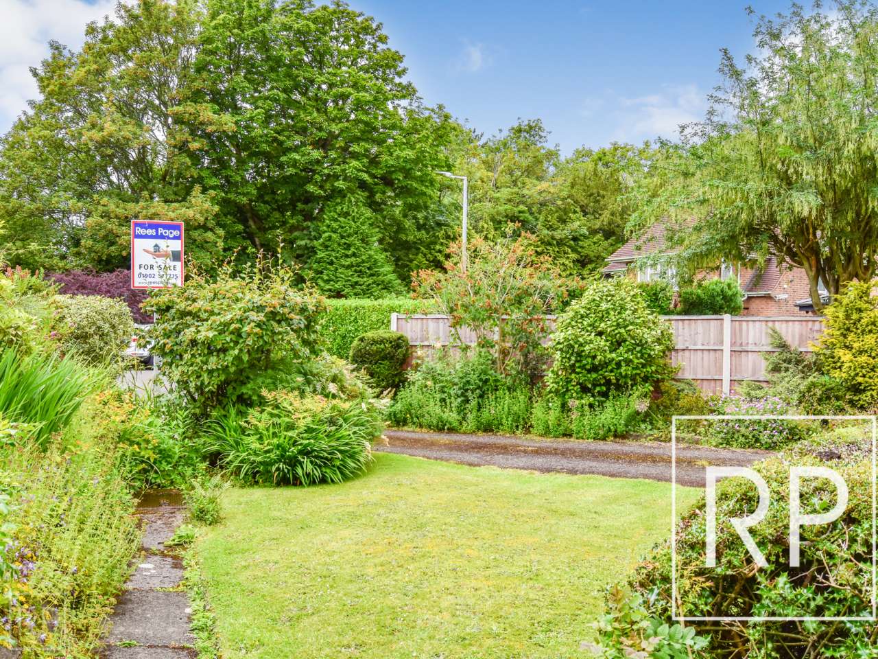 5 Finchfield Hill, Wolverhampton WV3 9DQ