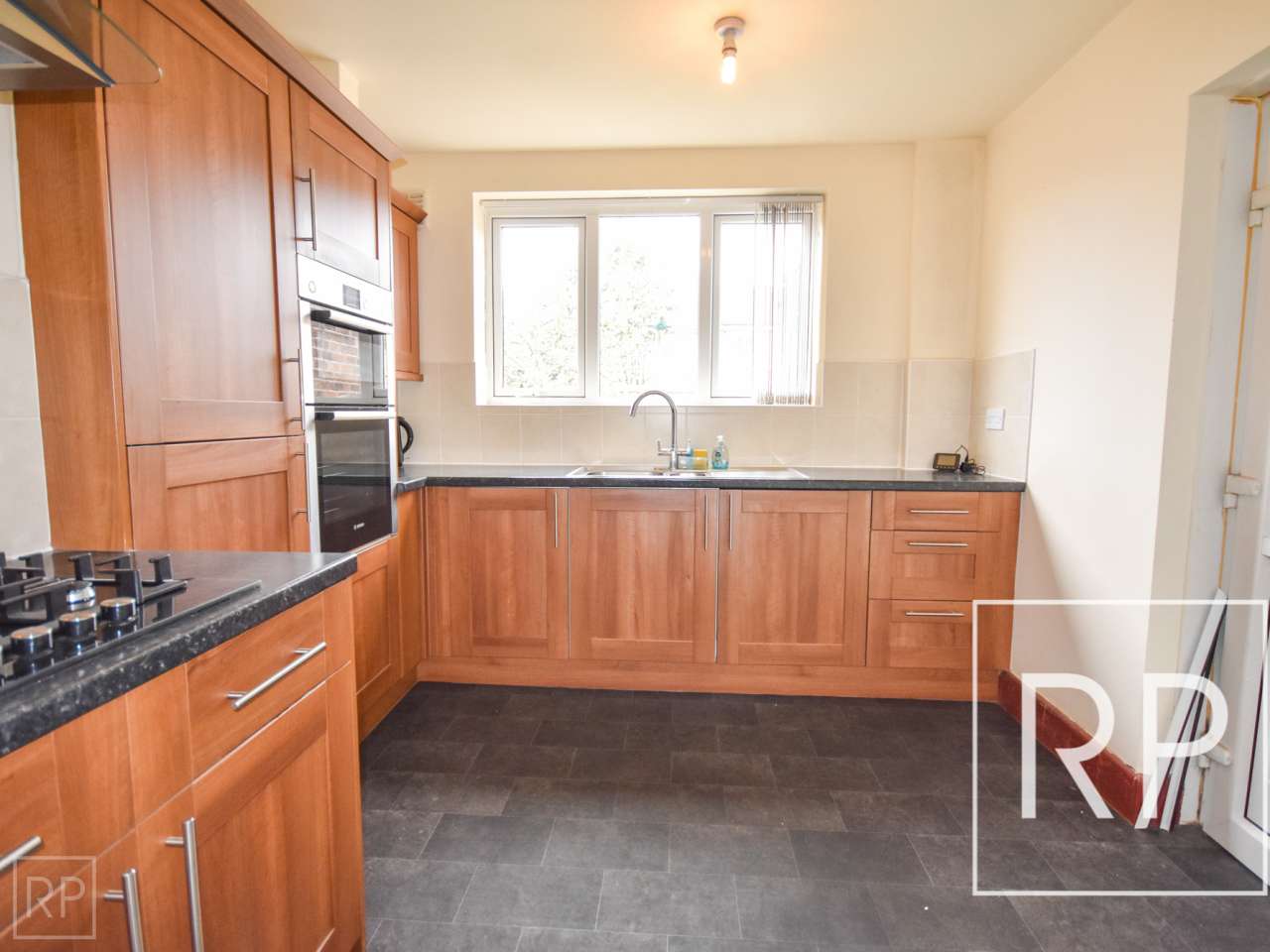 55 Stretton Road, Willenhall WV12 5EJ
