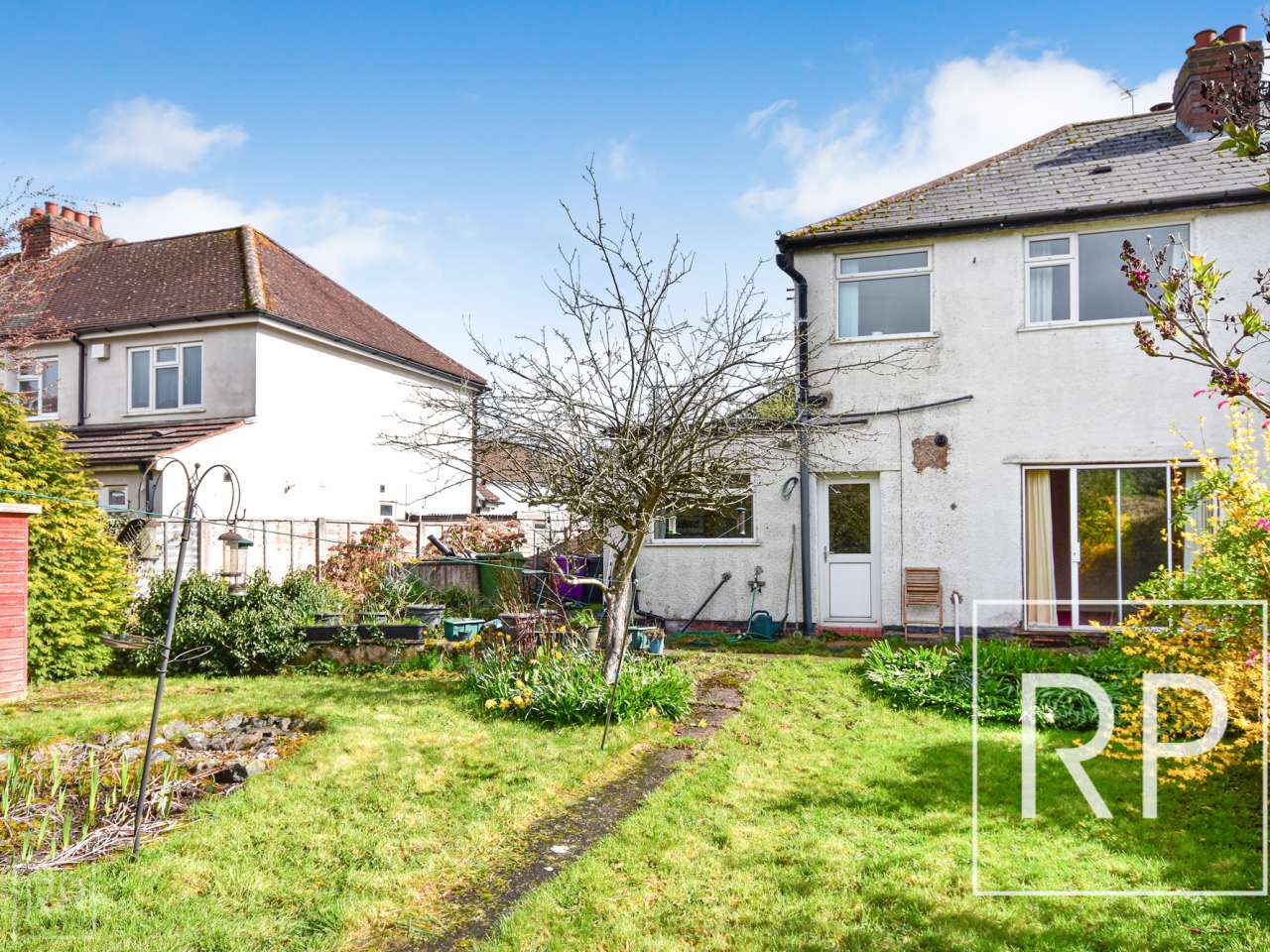 65 Finchfield Lane, Wolverhampton WV3 8EE