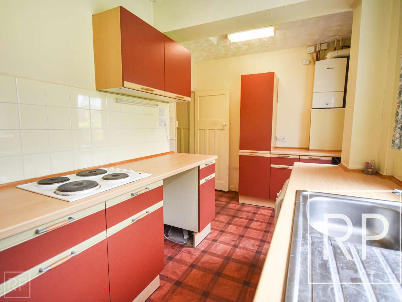 65 Finchfield Lane, Wolverhampton WV3 8EE